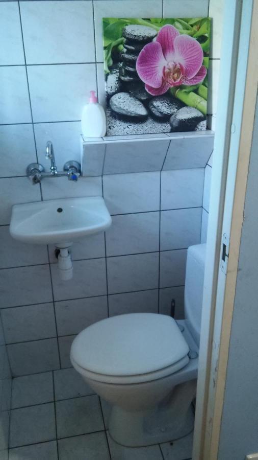 Pokoje Na Pogodnie Apartment Szczecin Exterior photo